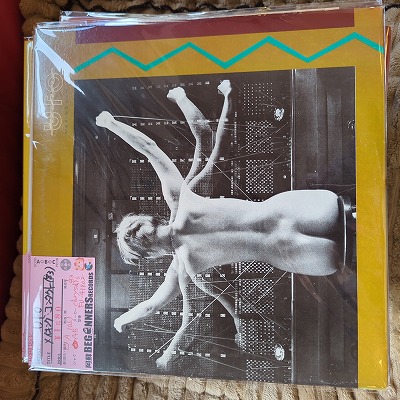 ��LP��UFO/�ᥤ���󥰡����󥿥���('83/US��)